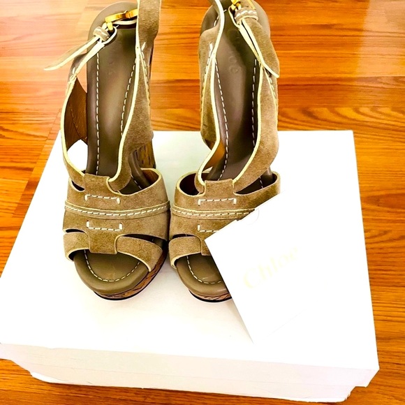 Chloe leather wedge sandals - Picture 2 of 7